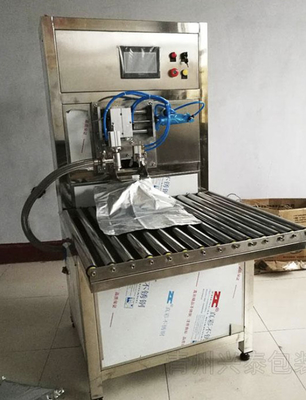 YGT Semi-Automatic 1-25L Non-Aseptic BIB Filler For Fruit Jiuce/Milk/Oil With PLC SUS304/316 Made In China